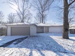 1127 Hickory Ln, New Castle, IN 47362