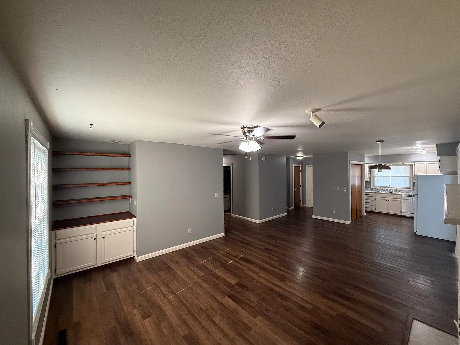 2 bed, 1000 sqft, $1,000 — Photo 3