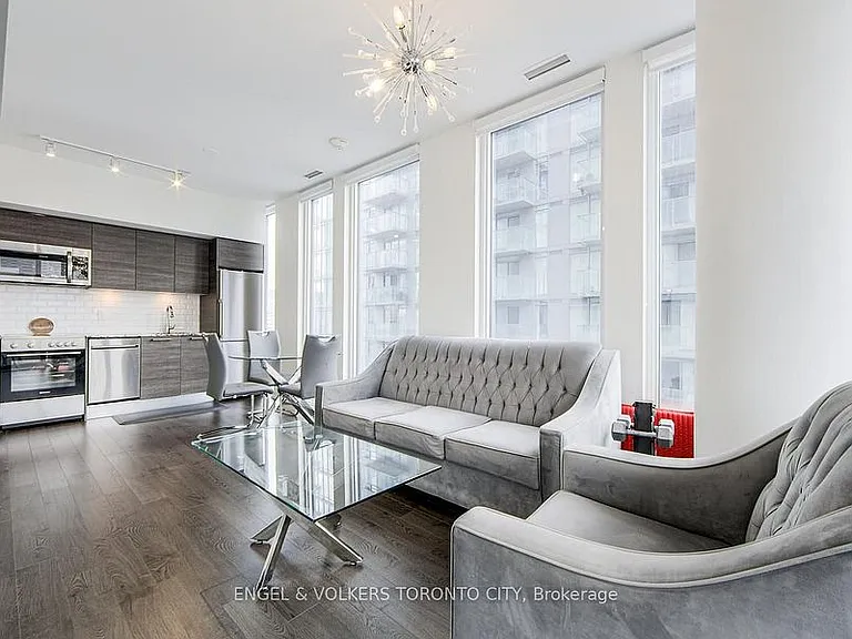 28 Wellesley St E #1104 — Photo 44