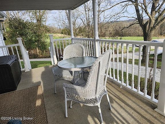 3rd image of 1135 Jackson Ridge Rd