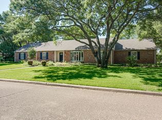 5210 Boca Raton Dr, Dallas, TX 75229