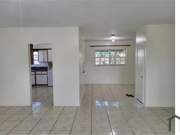 483 W Melrose Cir, Fort Lauderdale, FL 33312