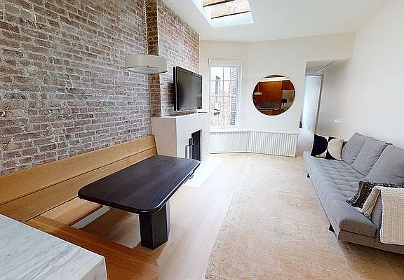 4th image of 281 W 11th St APT 5A