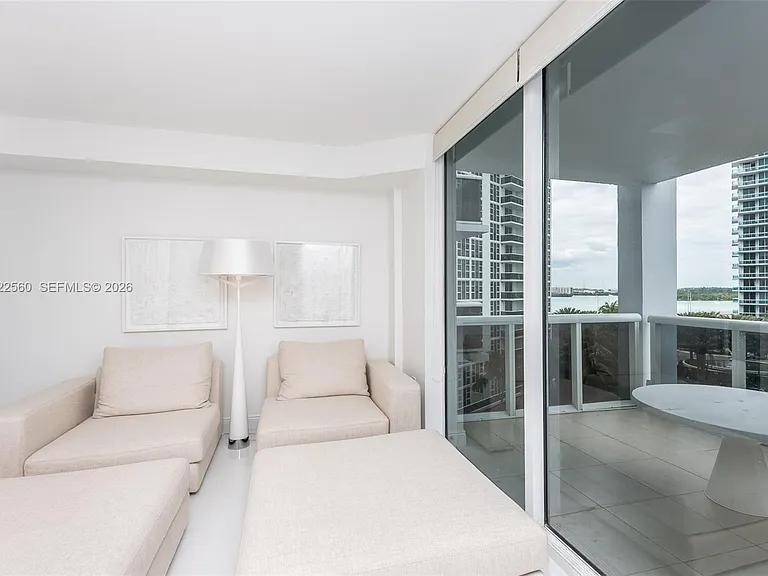 10275 Collins Ave #706 — Photo 19