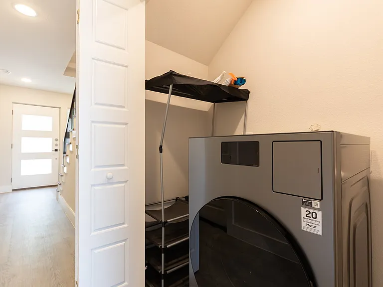 411 Ira Ave #2102 — Photo 28