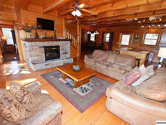 5th image of 2749 Cats Paw Ln