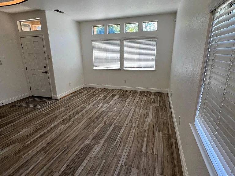 101 Casella Ct — Photo 17