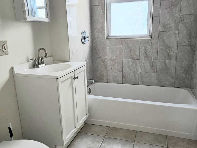 Homes Ave — Photo 10