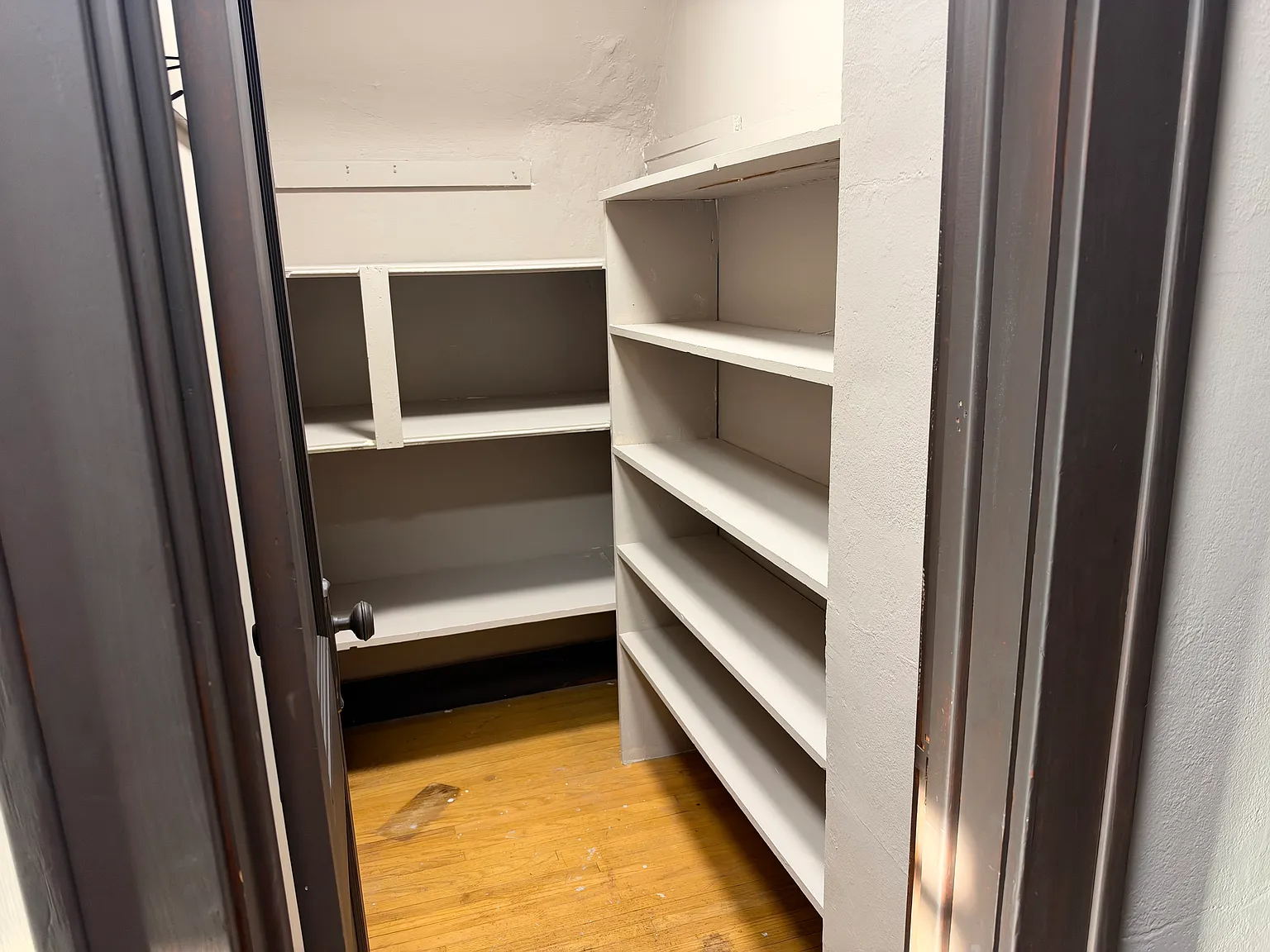 1 bed, 900 sqft, $1,500 — Photo 4