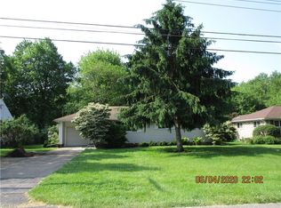 36377 Aurensen Rd, North Ridgeville, OH 44039