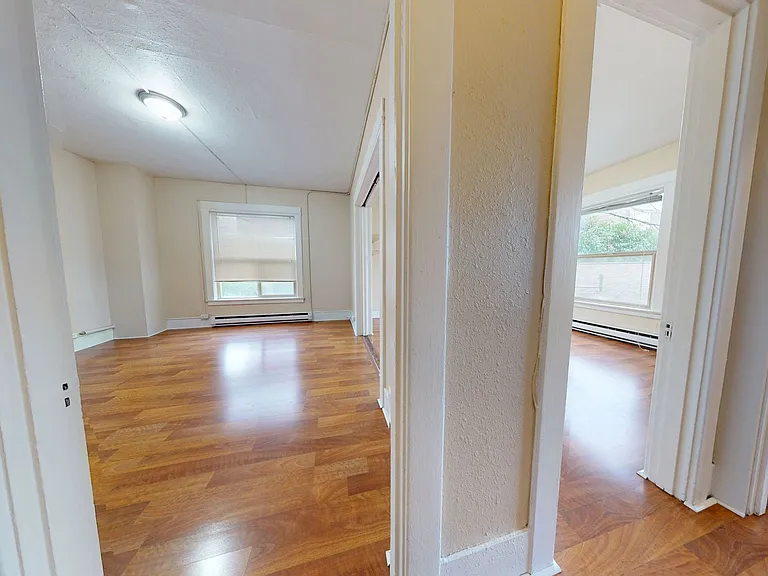 Roycroft Apartments — Photo 47