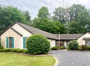 1310 Park Haven Ct, Danville, IL 61832