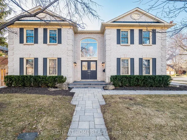 1114 Ballantry Rd, Oakville, ON L6H 5L1