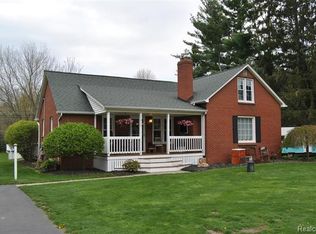 1315 Bowers Rd, Lapeer, MI 48446