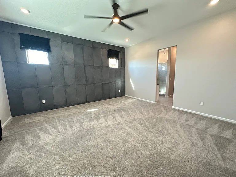 12474 N Appling Ave — Photo 24