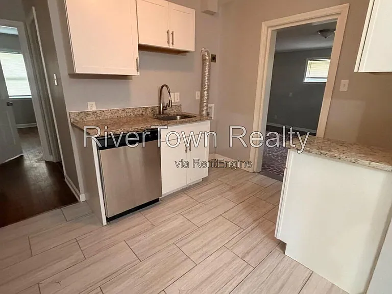 1486 Patterson St — Photo 8