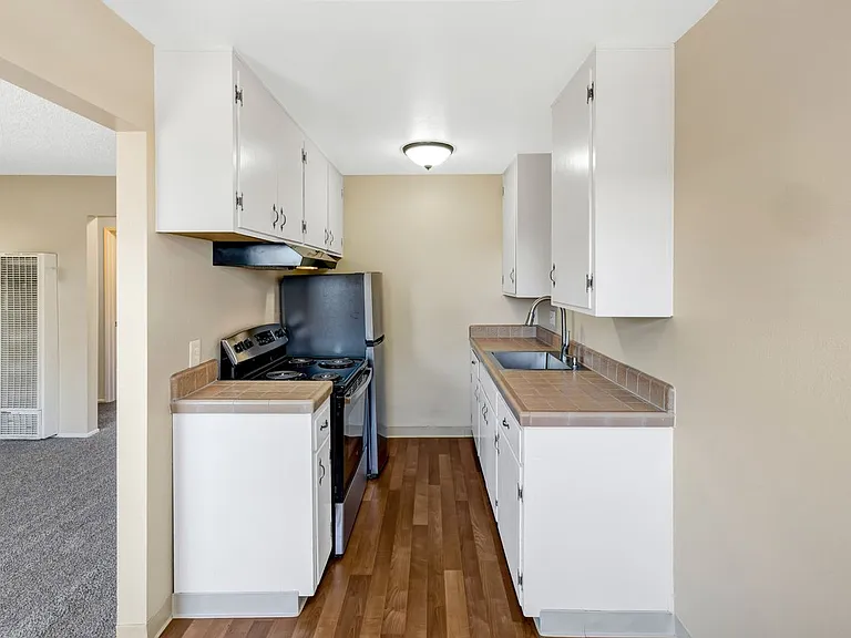 The Garden Apartments — Photo 27