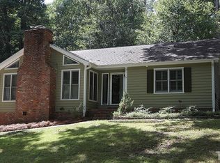 6321 Lakeway Dr, Raleigh, NC 27612