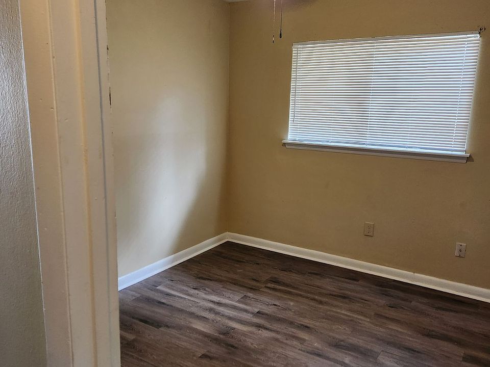 1st image of 3531 Southland St