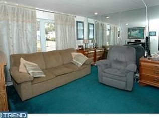 1443 Saint John Rd, Abington, PA 19001