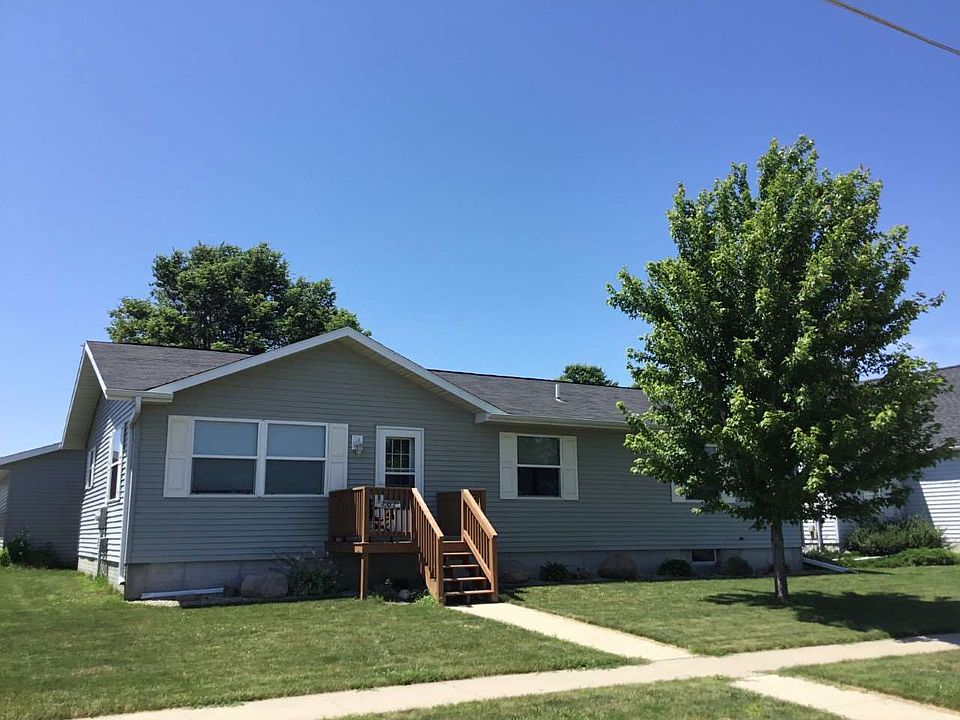 1st image of 707 2nd St