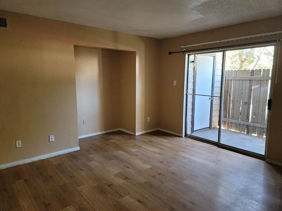 1st image of 12615 Brookglade Cir Unit 213