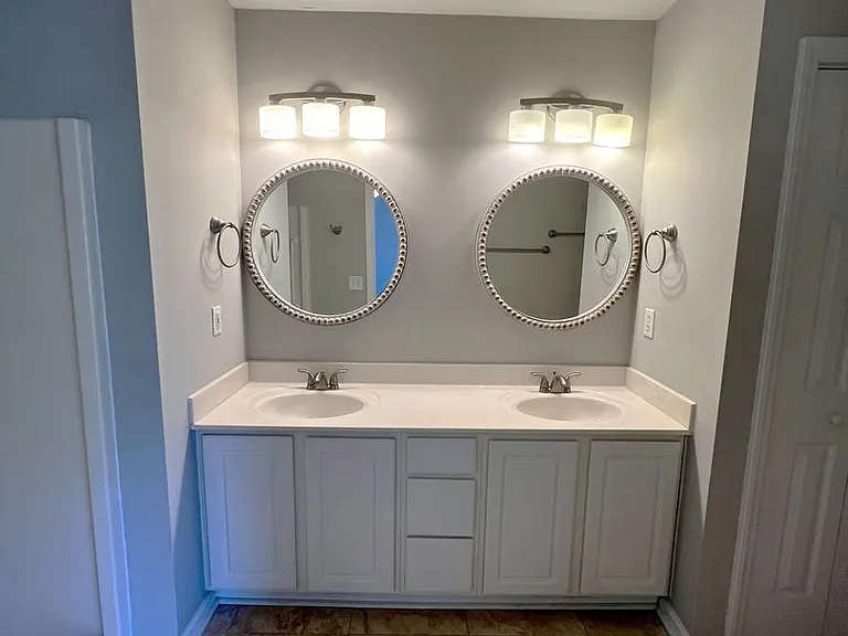 2409 Sunburst Ct — Photo 12