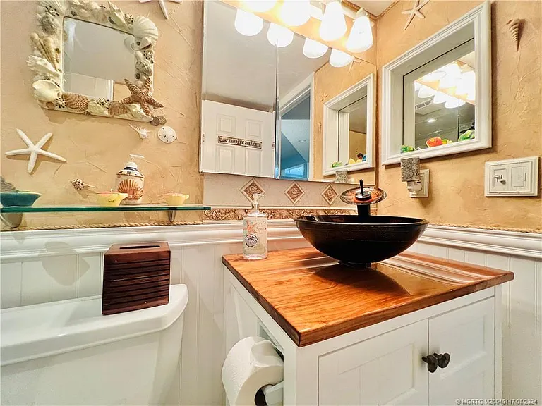 10044 S Ocean Dr #102 — Photo 80