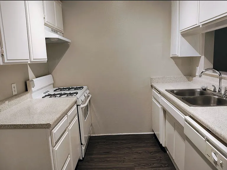 CitiView Terrace Apartments — Photo 22
