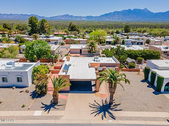 3rd image of 1631 S San Carla