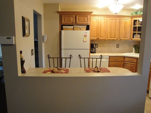 Eat-in Kitchen area