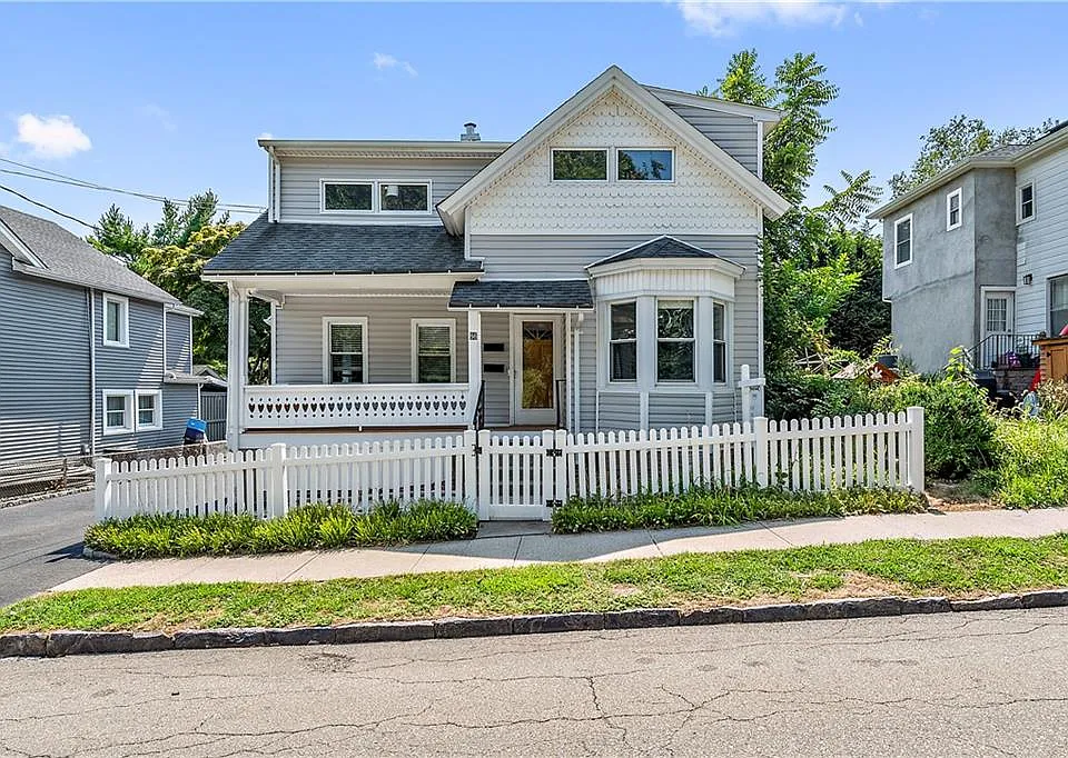 86 Maple St