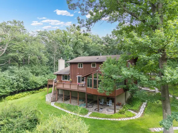 2901 Bambi Ct SW, Rochester, MN 55902