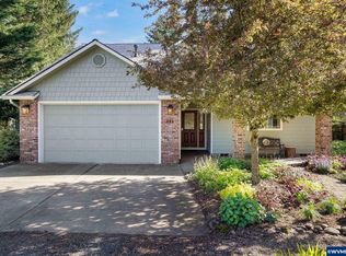 814 Juniper St, Lyons, OR 97358