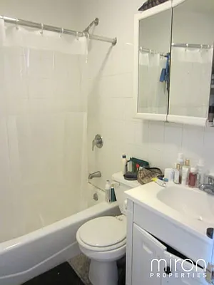 Rented by Miron Properties | media 36