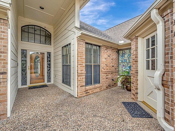 4th image of 2019 Spring Field Rd