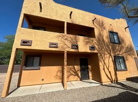 1005 E Water St, Tucson, AZ