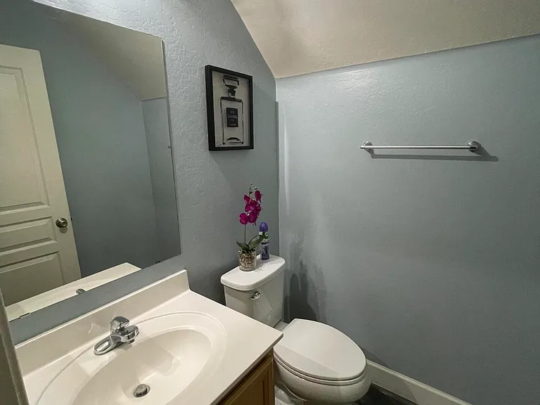 5168 W Morten Ave — Photo 11