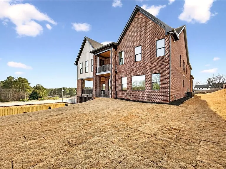 403 Thunder Rd — Photo 85