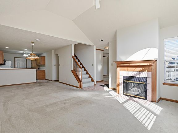 5th image of 3035 W Applewood Ct
