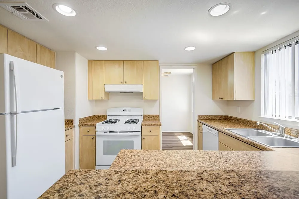 Sea Breeze Village - Military Housing — Photo 2