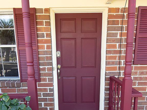 2nd image of 446 Blairmore Blvd W