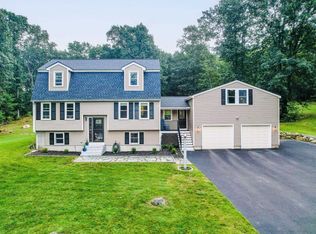 130 Musquash Rd, Hudson, NH 03051