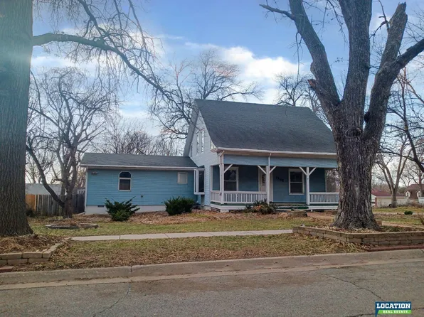 1139 N 67th St, Lincoln, NE 68505