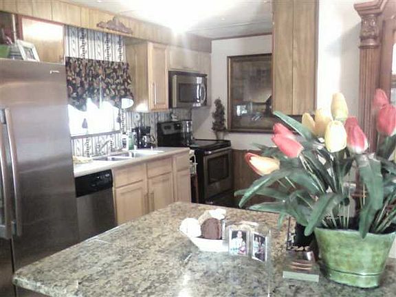 3rd image of 9550 County Road 165 N