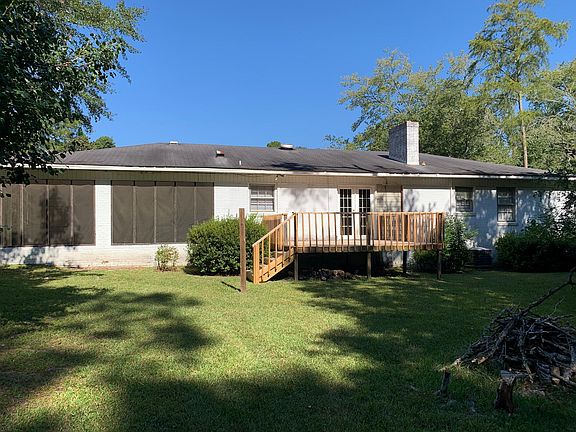 4th image of 122 Holly Dr