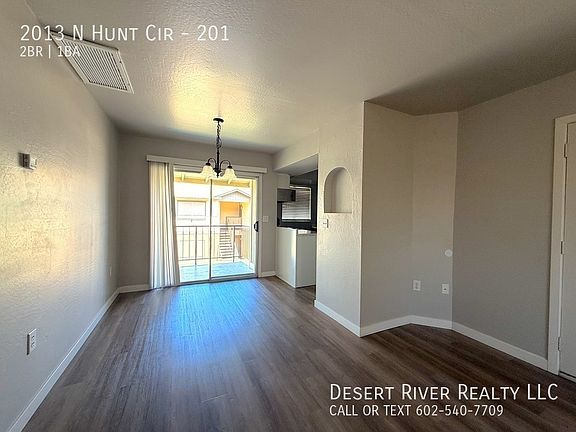 4th image of 2013 N Hunt Cir APT 201