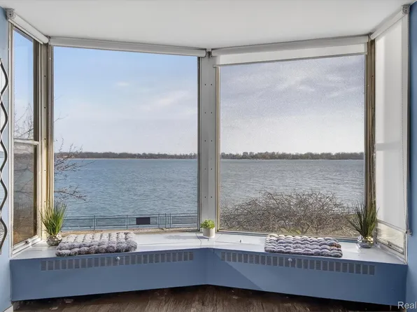 8200 E Jefferson Ave APT 209, Detroit, MI 48214