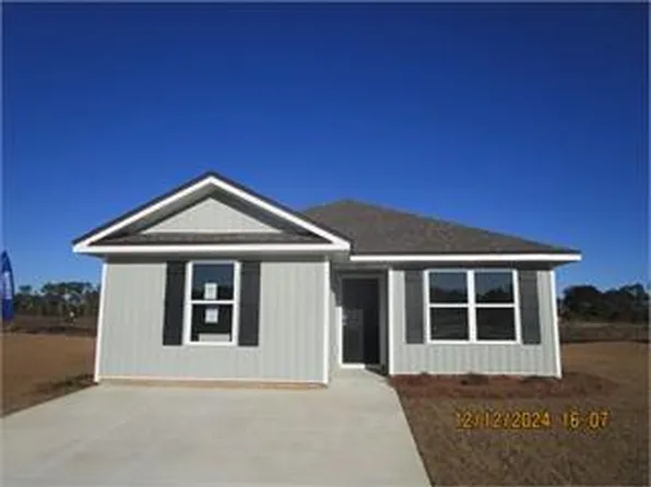 145 Wynn Ct, Bainbridge, GA 39819