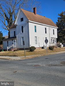 723 Clarke Ave, Pocomoke City, MD, 21851